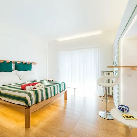 Luiselle Charming Center Penzion Sorrento