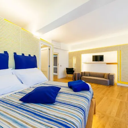 Guest house Luiselle Charming Center