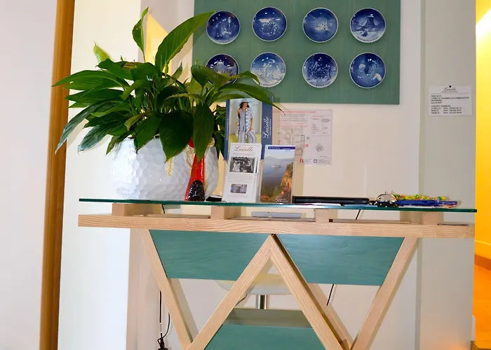 Luiselle Charming Center Πανσιόν 4*