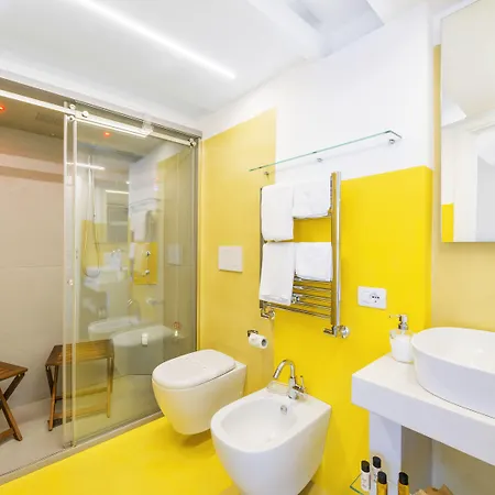 Luiselle Charming Center Πανσιόν